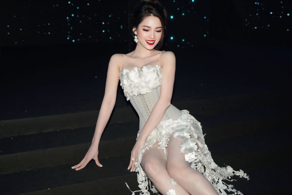 Về chúng tôi corset chuẩn